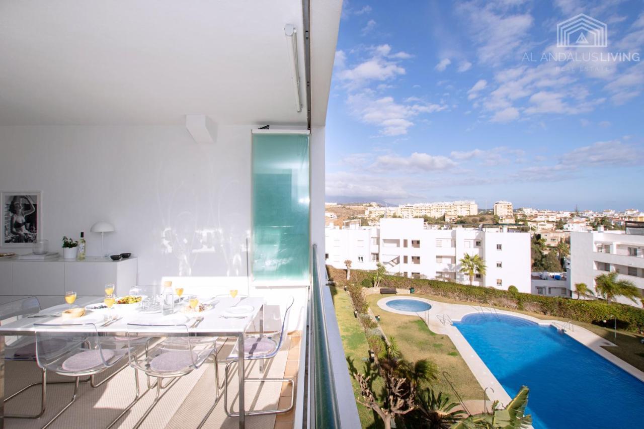 Scandinavian Style Apartment With Amazing Sea Views And South West Facing Sunny Terrace In Miraflores Walking Distance To The Beach! Málaga Extérieur photo