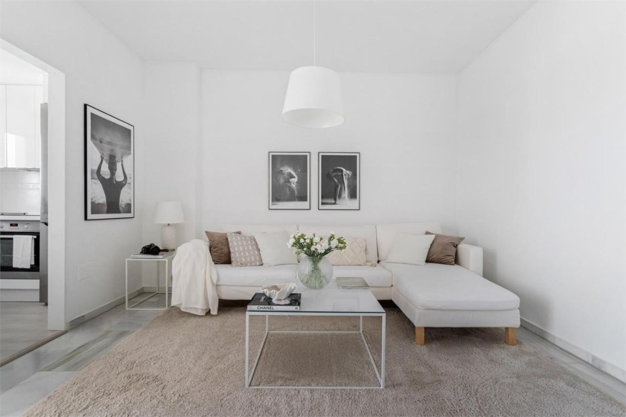 Scandinavian Style Apartment With Amazing Sea Views And South West Facing Sunny Terrace In Miraflores Walking Distance To The Beach! Málaga Extérieur photo